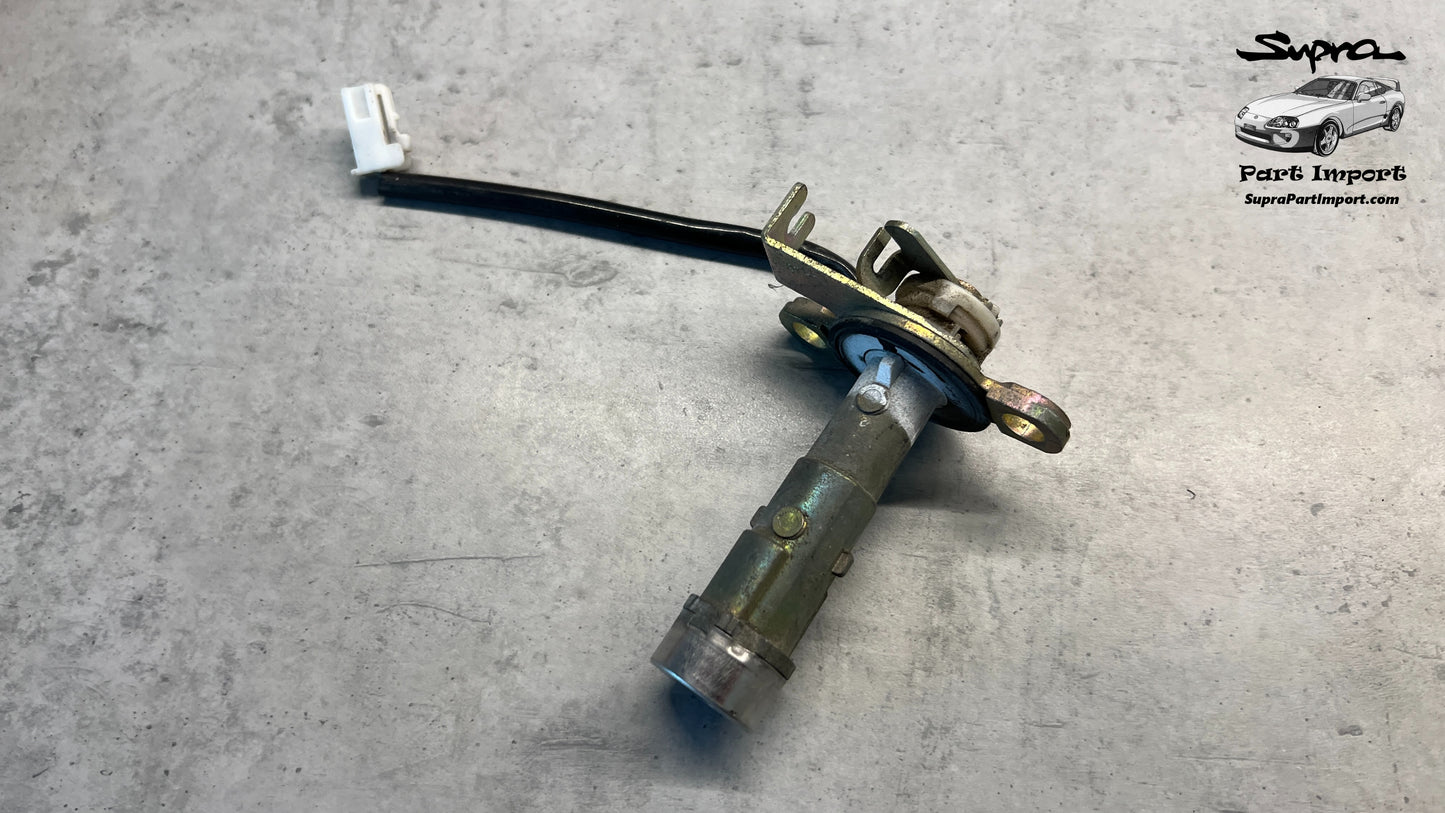 JZA80 Supra Genuine OEM LHD/RHD Trunk Key Cylinder (69560-14270)