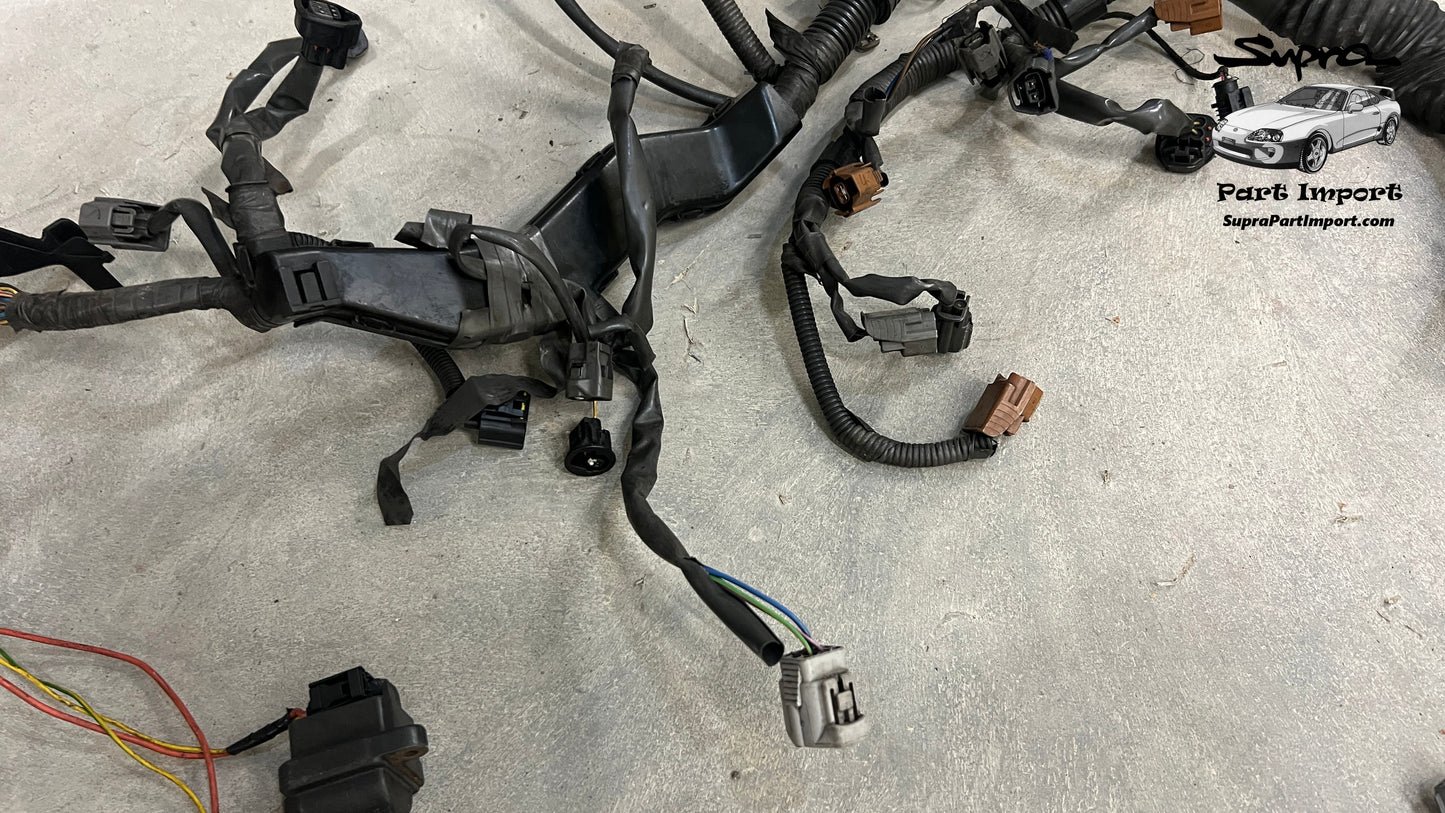 *RARE* JZA80 Supra OEM RHD TT Auto 2JZ-GTE Non-VVTi + Auto Gearbox Engine Harness (82121-14810 / 82121-14811)