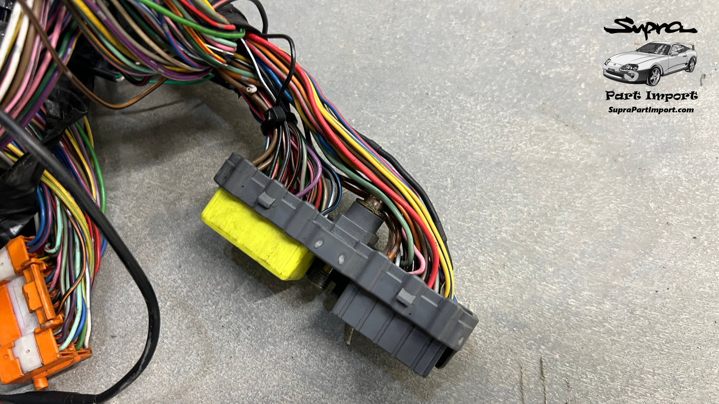 *RARE* JZA80 Supra OEM RHD TT Auto 2JZ-GTE Non-VVTi + Auto Gearbox Engine Harness (82121-14810 / 82121-14811)