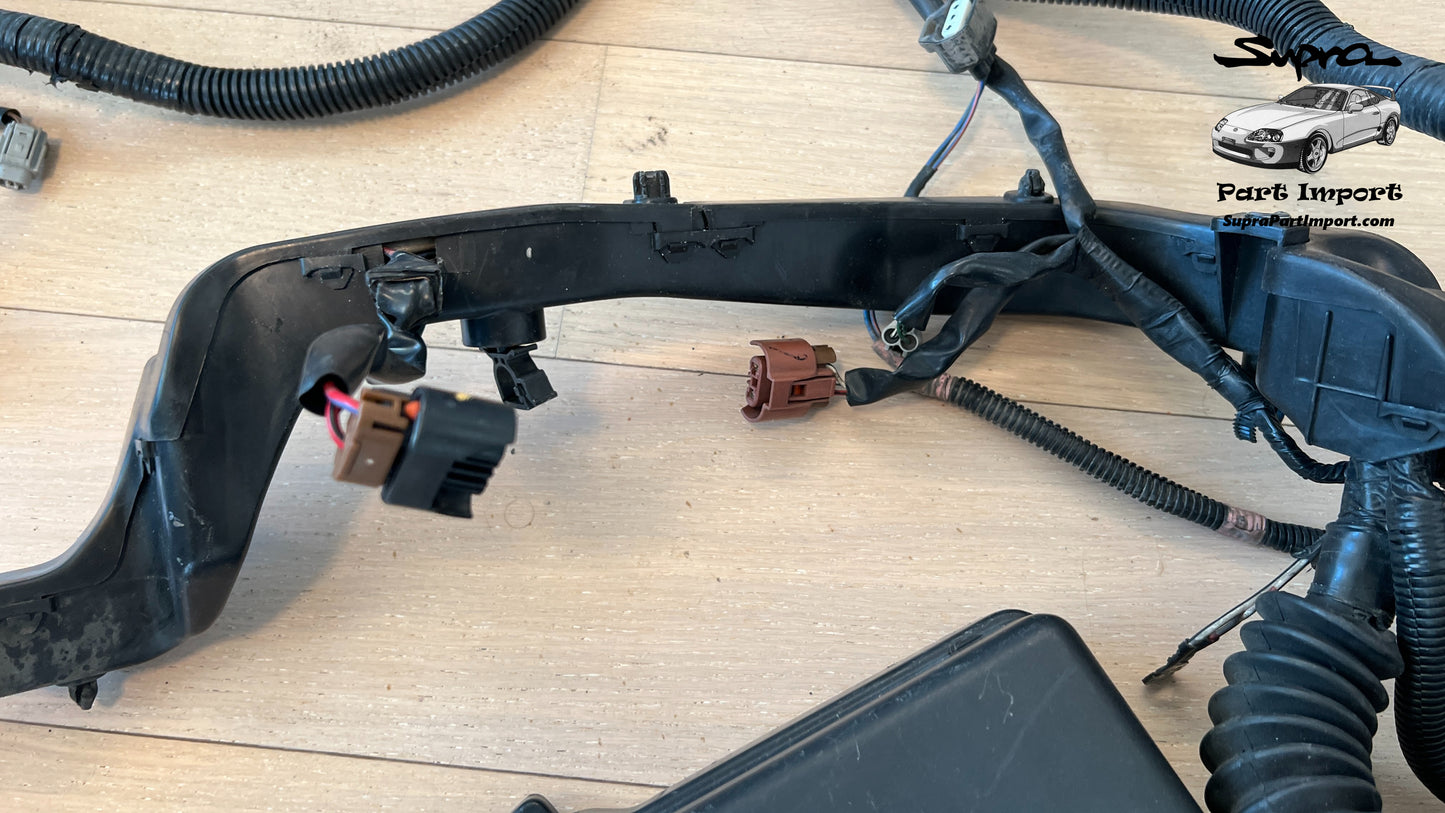 *RARE* JZA80 Supra RHD Engine Room Main Wire (Fuse Box w/ Wiring) (82111-1B470)