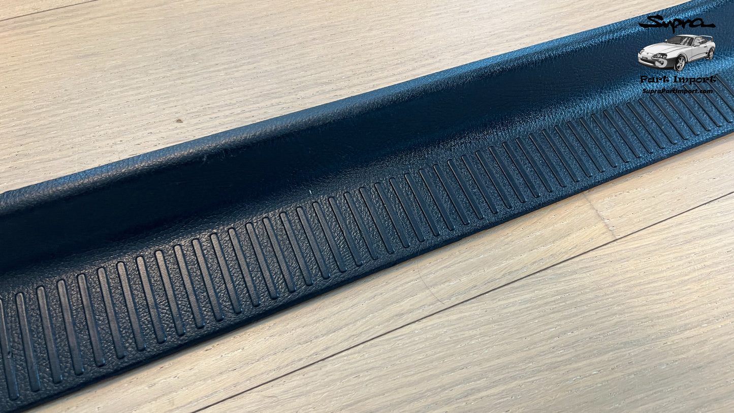 JZA80/MK4 Supra Genuine OEM LHD/RHD RH External Door Sill Trim (67911-14030-C0)