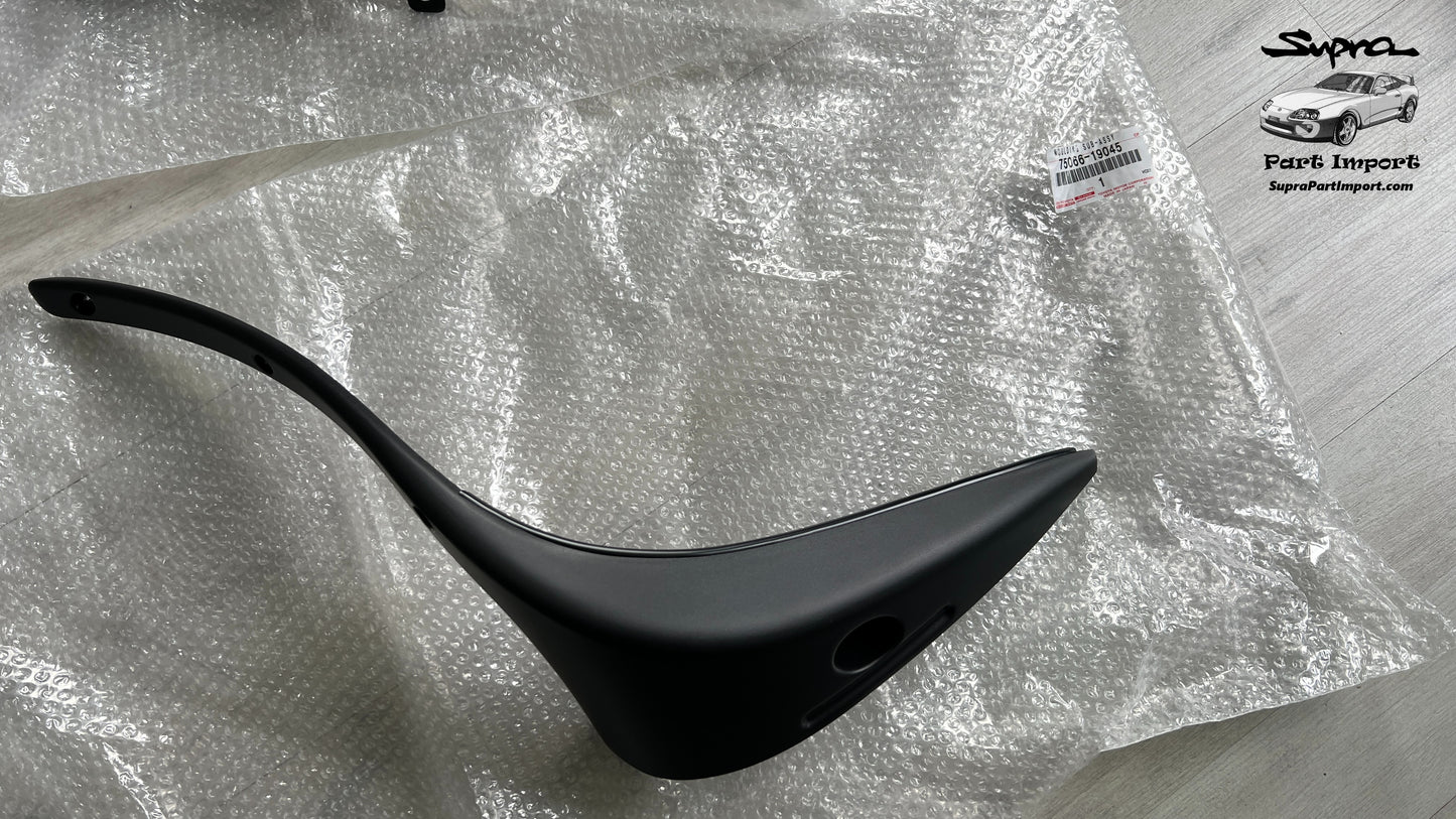 *NEW* JZA80 Supra Genuine OEM Front/Rear Fender Moulding Sub-Assy Set (75065-19045 + 75601-19055 + 75066-19045 + 75602-19055)