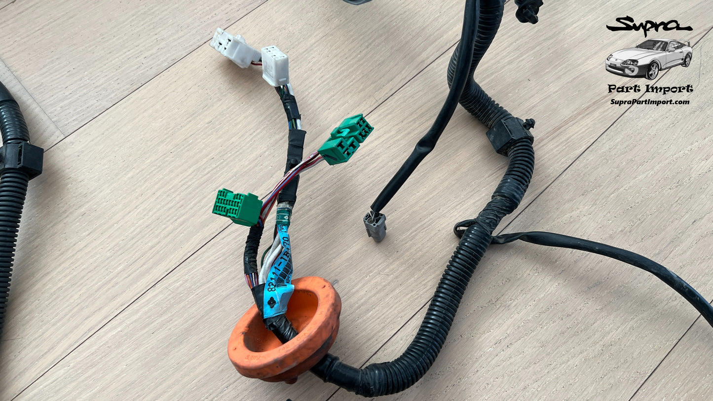 *RARE* JZA80 Supra RHD Engine Room Main Wire (Fuse Box w/ Wiring) (82111-1B470)