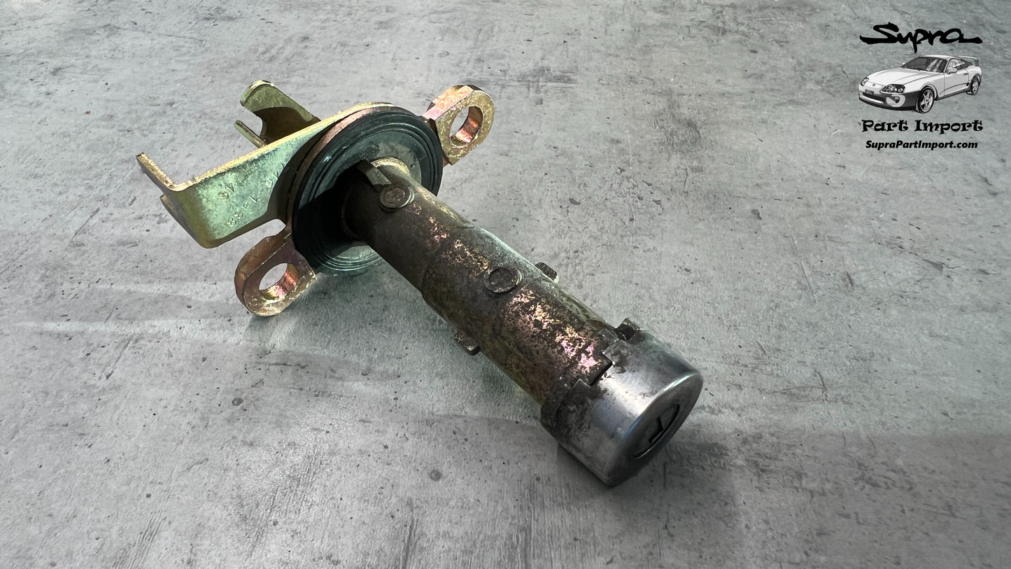 JZA80 Supra Genuine OEM LHD/RHD Trunk Key Cylinder (69560-14270)