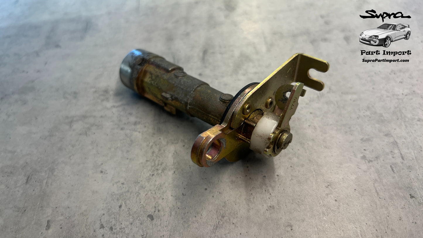 JZA80 Supra Genuine OEM LHD/RHD Trunk Key Cylinder (69560-14270)