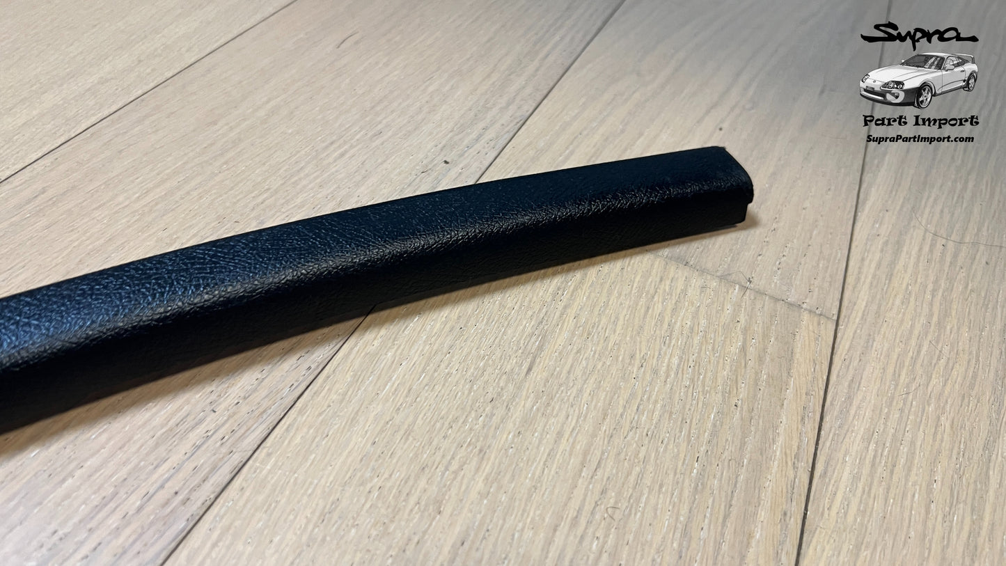 *MINT* JZA80/MK4 Supra Genuine OEM RHD Right Side A-Pillar Trim (62210-14070)