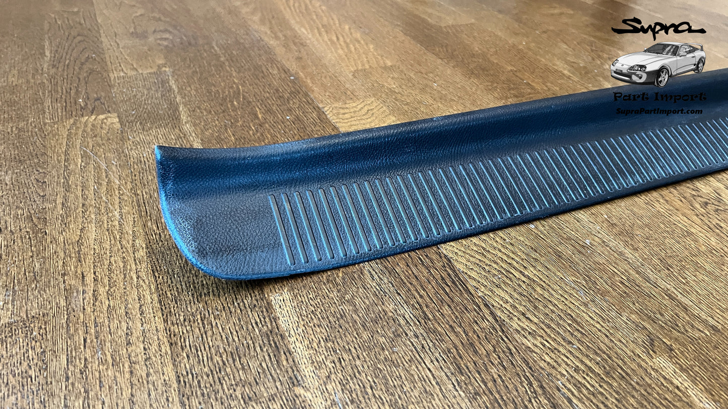JZA80/MK4 Supra Genuine OEM LHD/RHD RH External Door Sill Trim (67911-14030-C0 / 67911-14900)