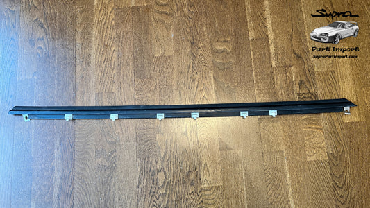 JZA80 Supra Genuine OEM LHD/RHD Right Side Front Door Belt Moulding (75710-14250)