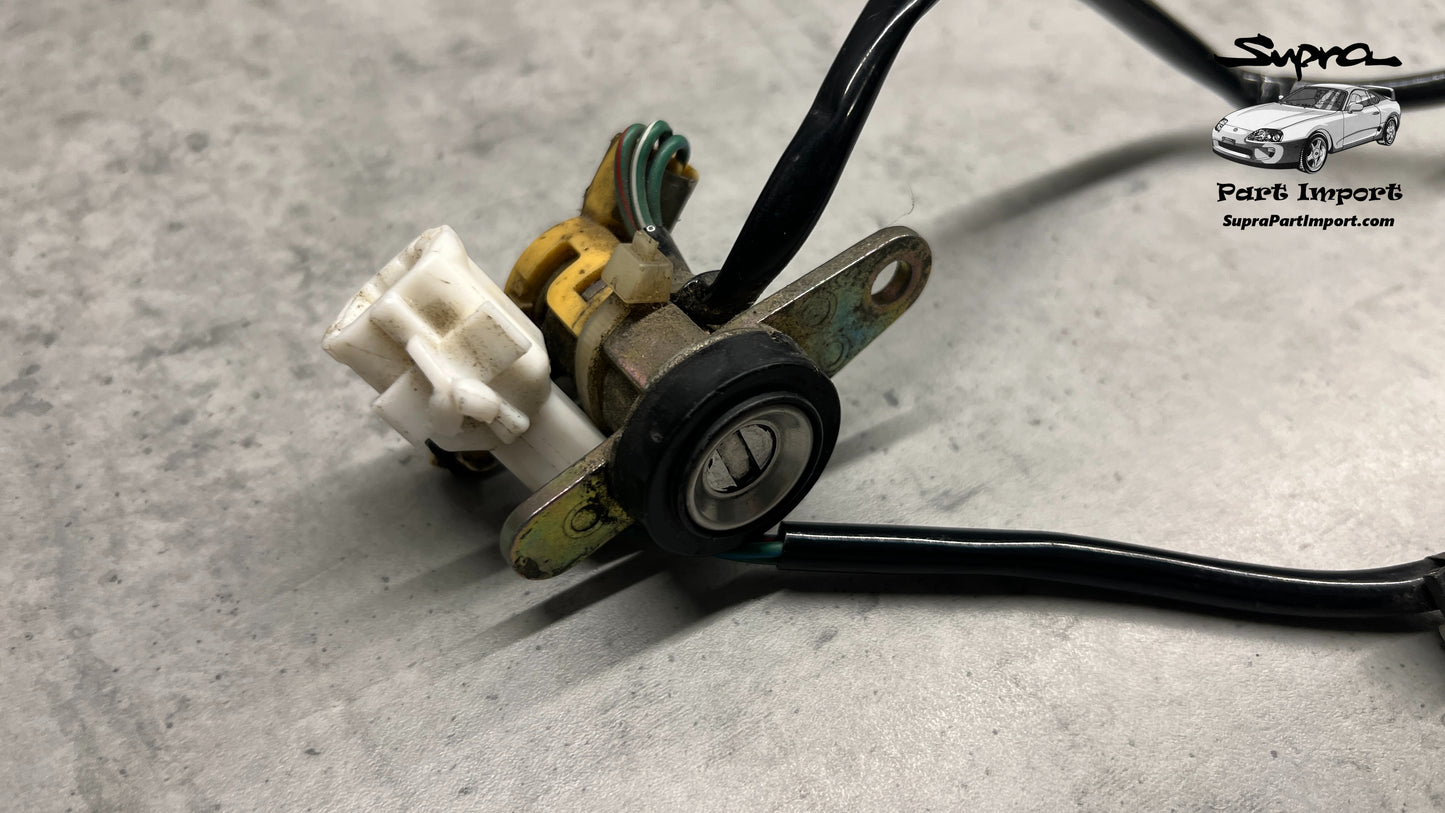 *LHD* JZA80 Supra Genuine OEM LHD Right Side Key Cylinder Assembly (69051-14210)