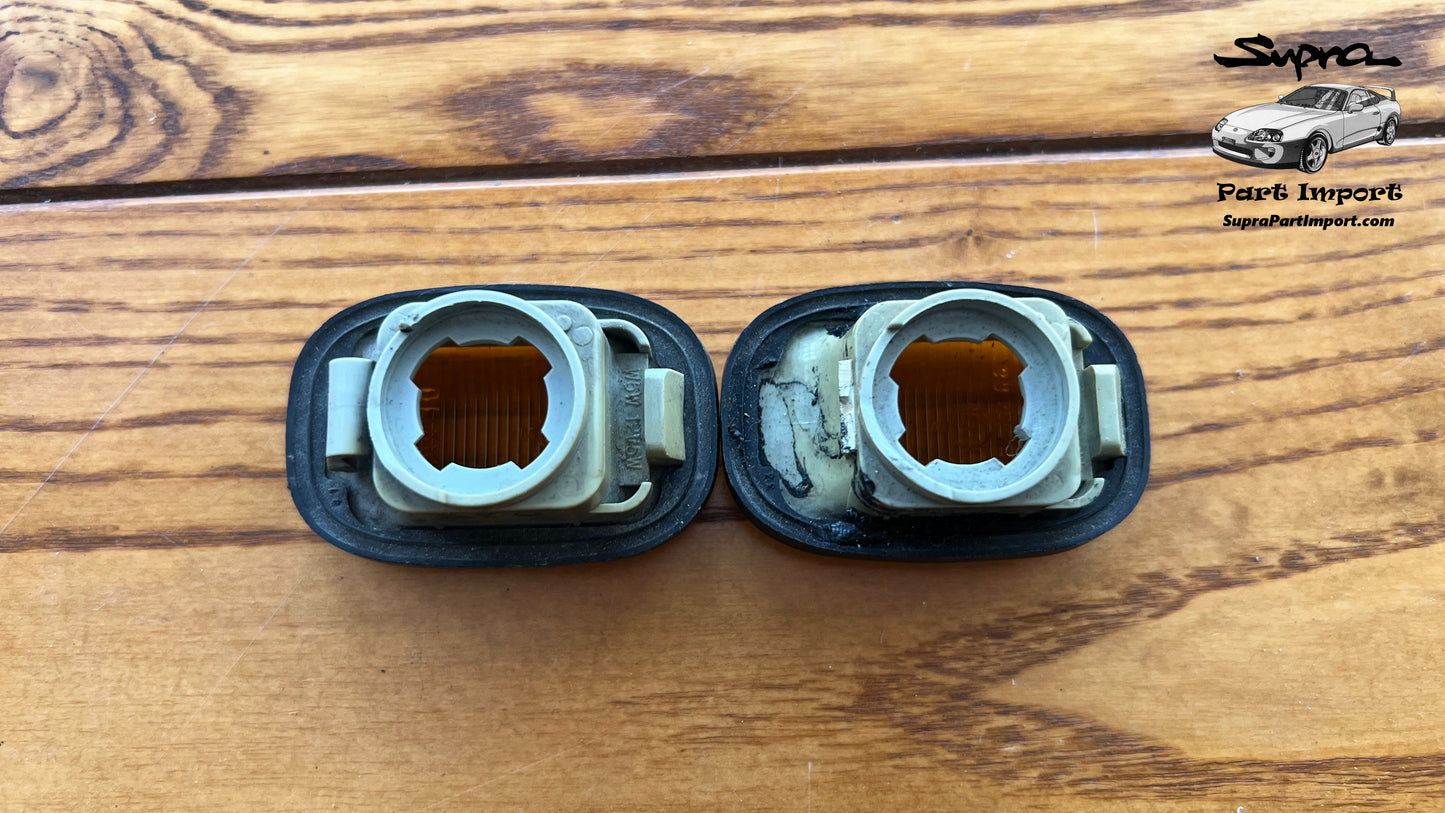 JZA80 Supra Genuine OEM Side Turn Signal Lamp Set (2 pc.) (81730-17051)