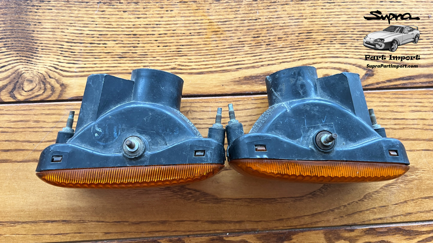 *DISCONTINUED* JZA80/MK4 Supra Genuine OEM LHD/RHD S1 Front Turn Signal Set (81511-14370 + 81521-14370)