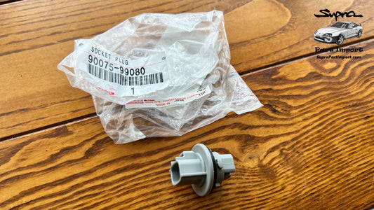 *NEW* JZA80 Supra Genuine OEM Socket Plug (90075-99080)