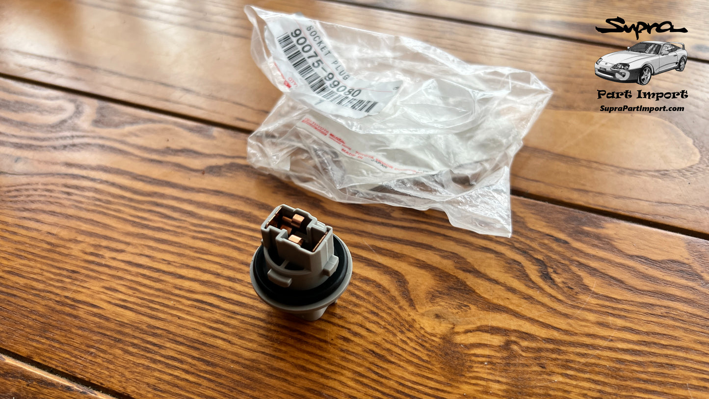 *NEW* JZA80 Supra Genuine OEM Socket Plug (90075-99080)