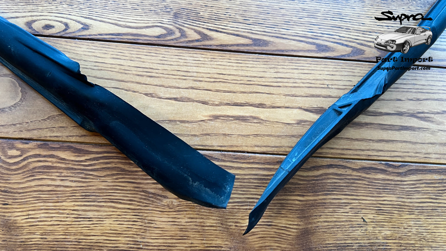 JZA80 Supra Genuine OEM Removable Roof / Targa Front Weatherstrip (63251-14050)