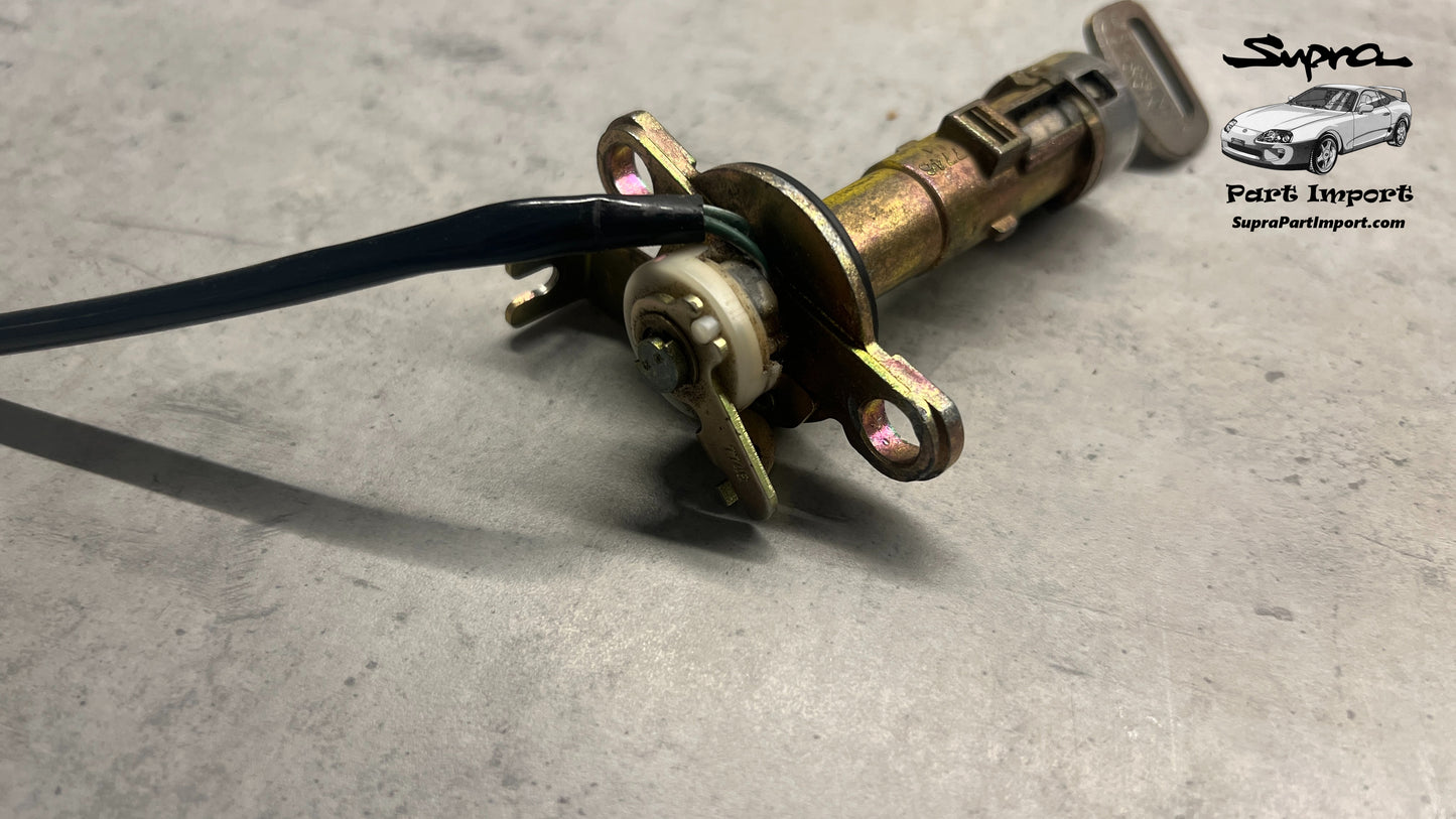 *LHD/RHD* JZA80 Supra Genuine OEM Rear Trunk Lock + Key