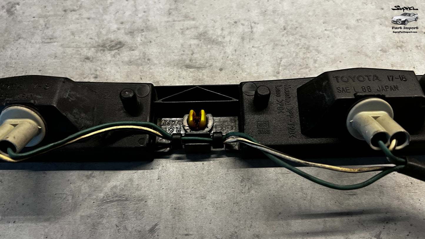 JZA80 Supra Genuine OEM Rear Bumper Licence Plate Light Assembly (81270-24030)