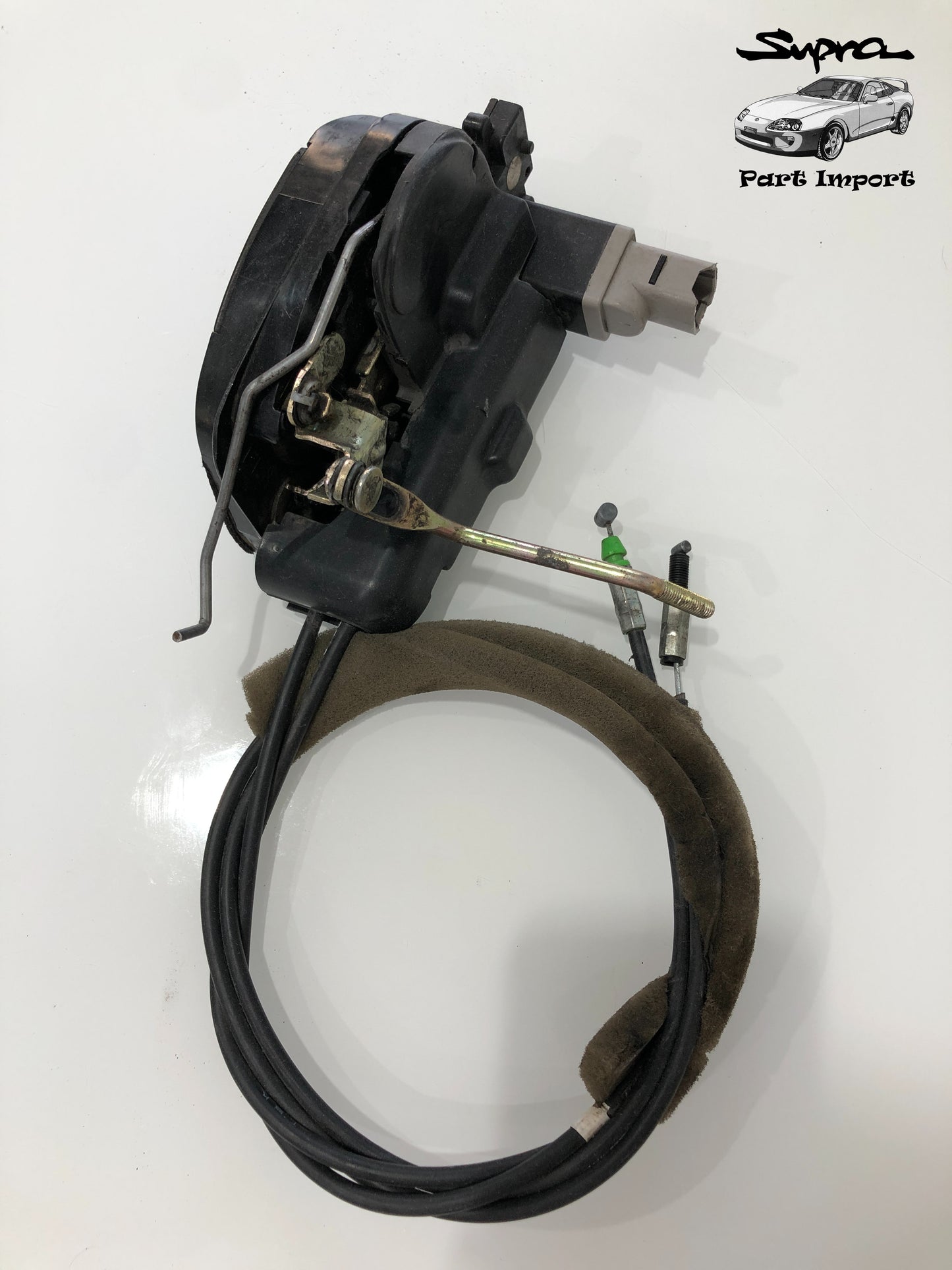 JZA80 Supra Left Door Lock Assembly (LOCK ASSY, FRONT DOOR, LH) 69040-14220