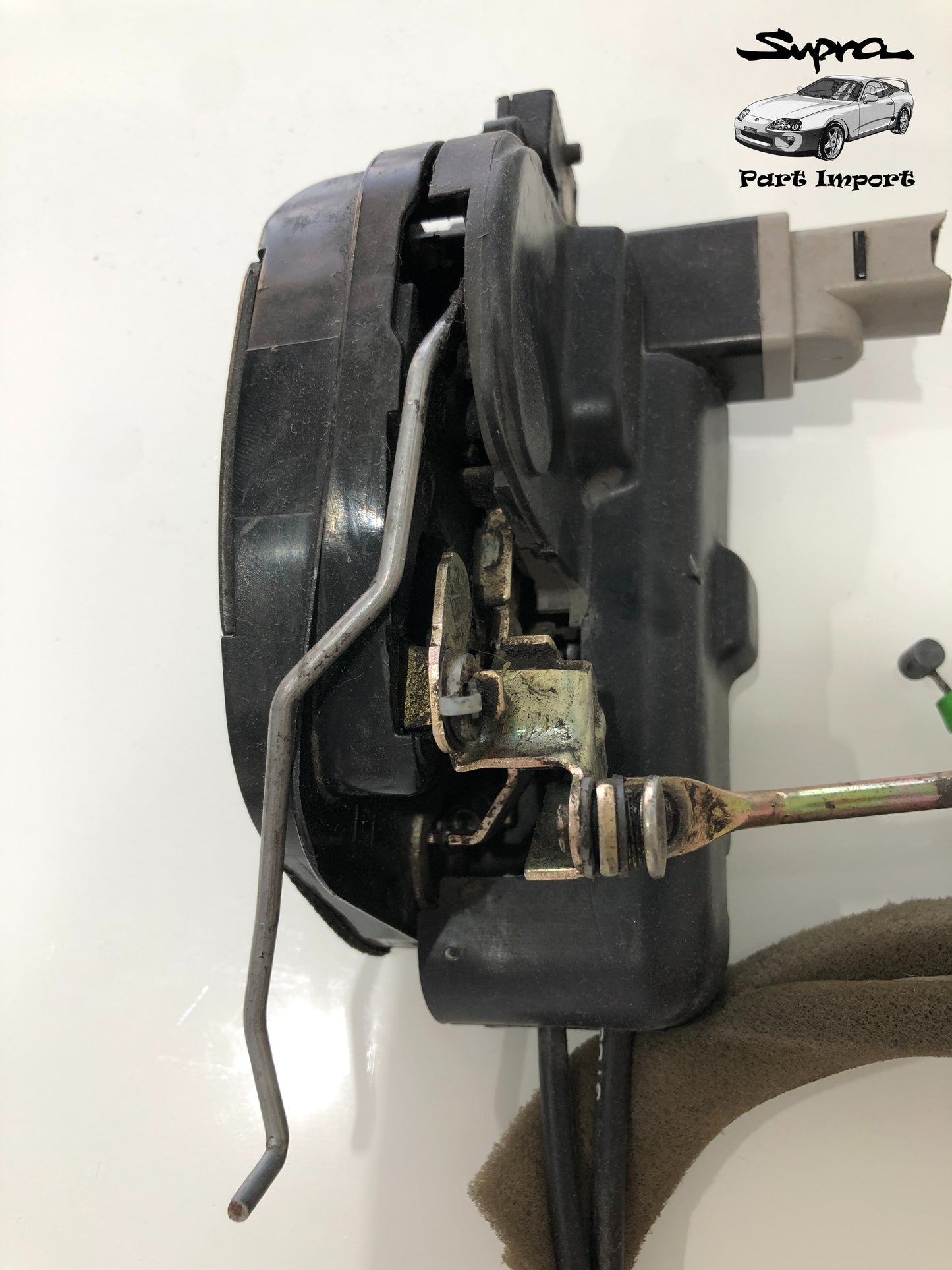 JZA80 Supra Left Door Lock Assembly (LOCK ASSY, FRONT DOOR, LH) 69040-14220