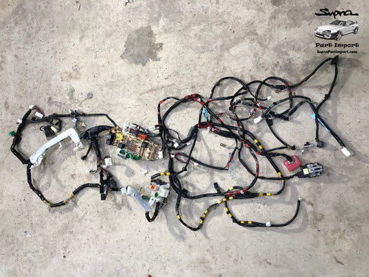 JZA80 Supra RHD JDM GZ-Spec Prefacelift Interior Wiring with Fuse Box and Electronic Modules