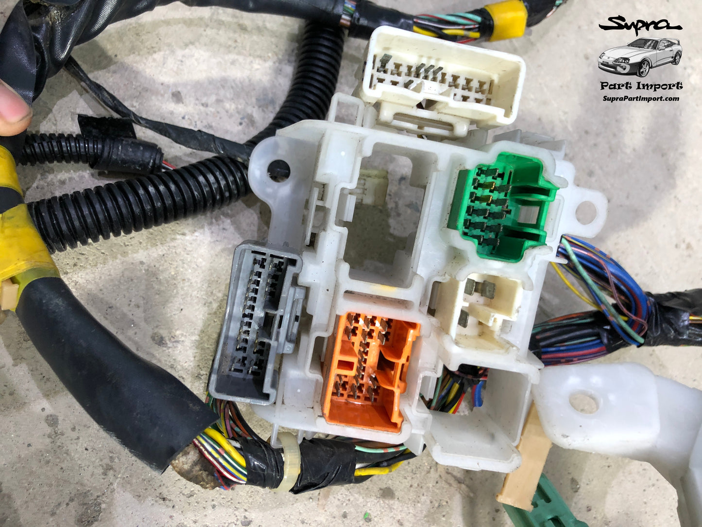 JZA80 Supra RHD JDM GZ-Spec Prefacelift Interior Wiring with Fuse Box and Electronic Modules