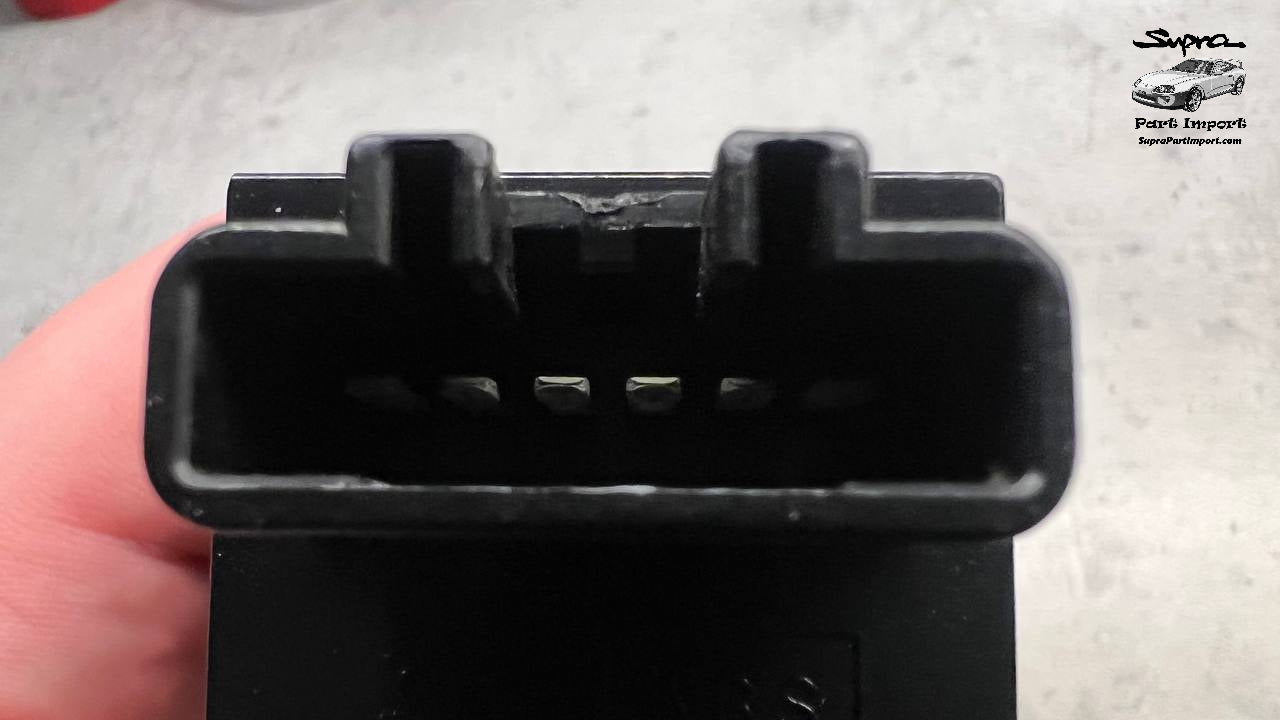 *MEGA RARE* JZA80 Supra EU/UK-Spec Seat Heater Switch (84751-14030)